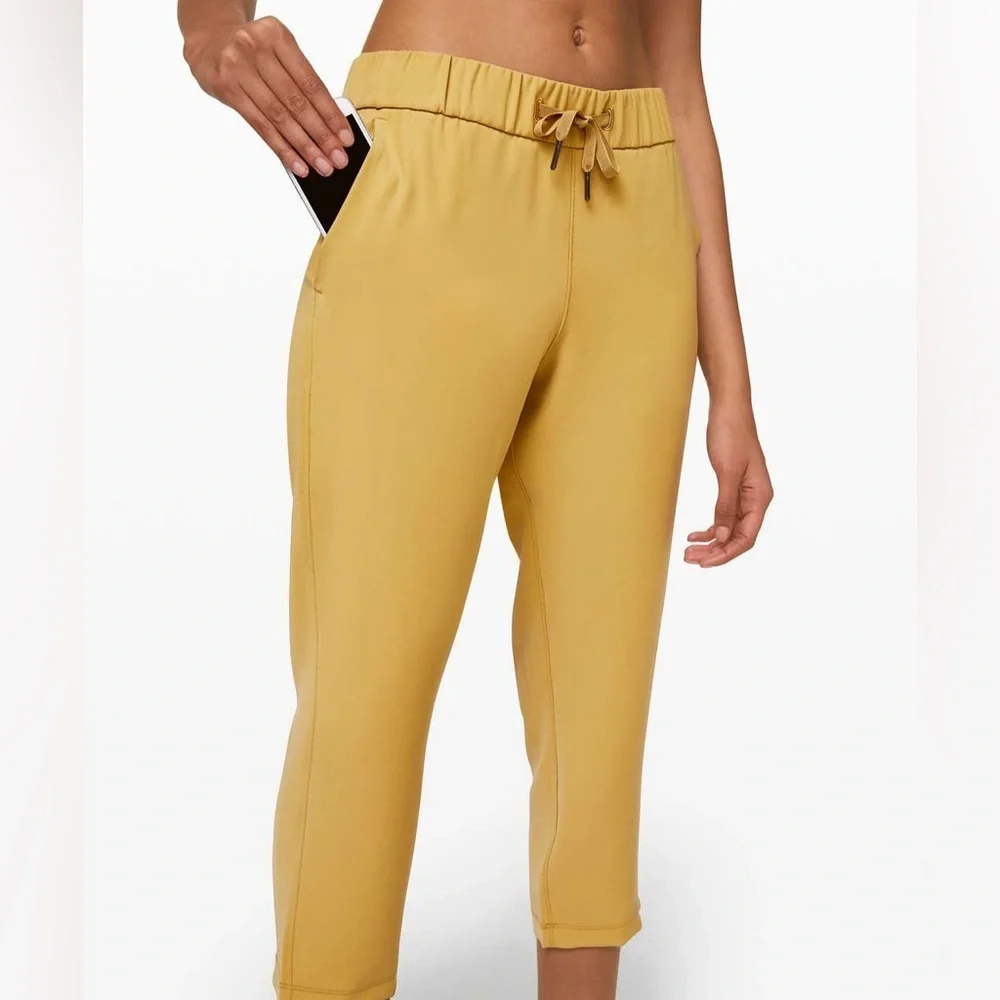 lululemon athletica silhouettes take